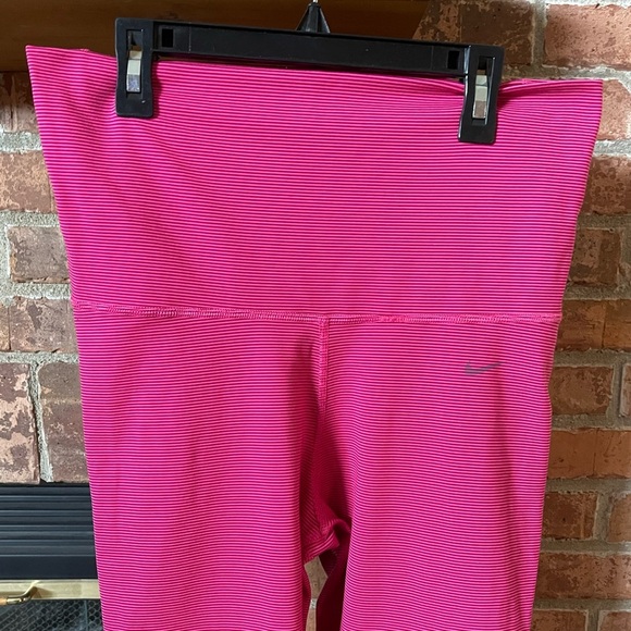 Nike Pink Striped Athletic Capri Pants - Picture 2 of 6